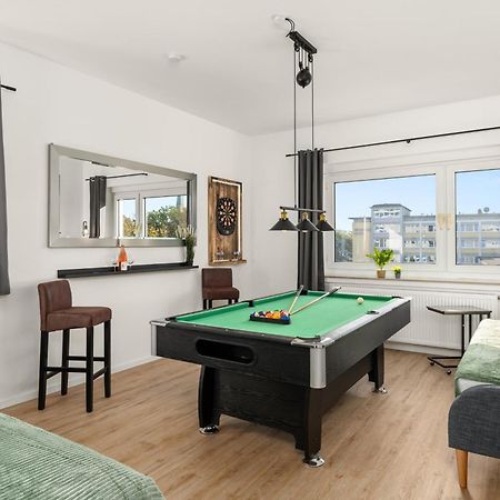 Homely-Apartment Manhattanart, Zentral, Parkplatz, Billard,Ps4, Dart, Balkon Bielefeld Ngoại thất bức ảnh