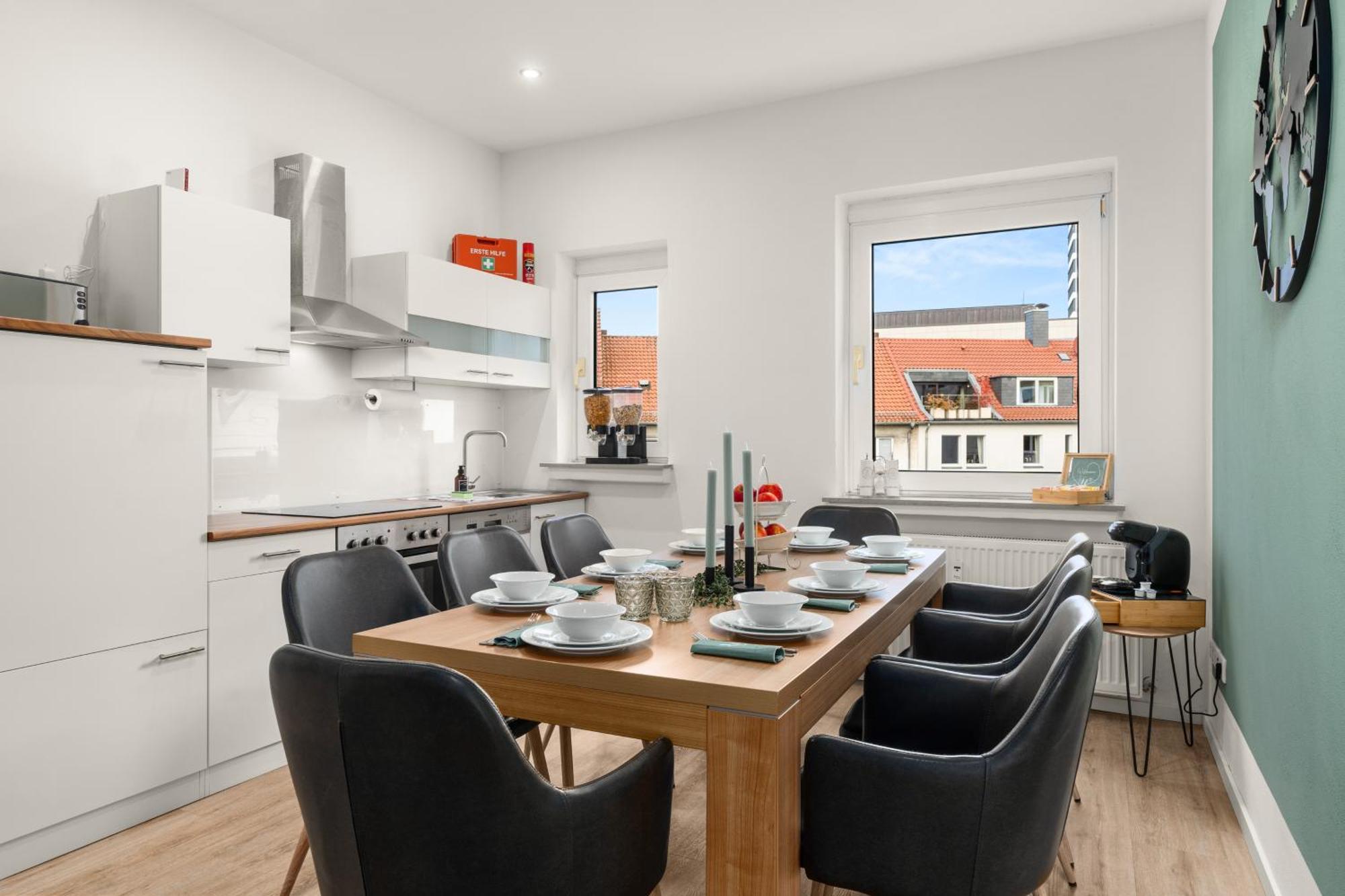 Homely-Apartment Manhattanart, Zentral, Parkplatz, Billard,Ps4, Dart, Balkon Bielefeld Ngoại thất bức ảnh